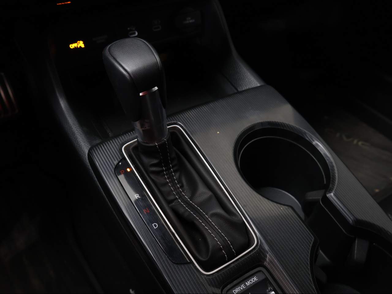 2025 Honda Civic Hatchback Sport - Photo 15