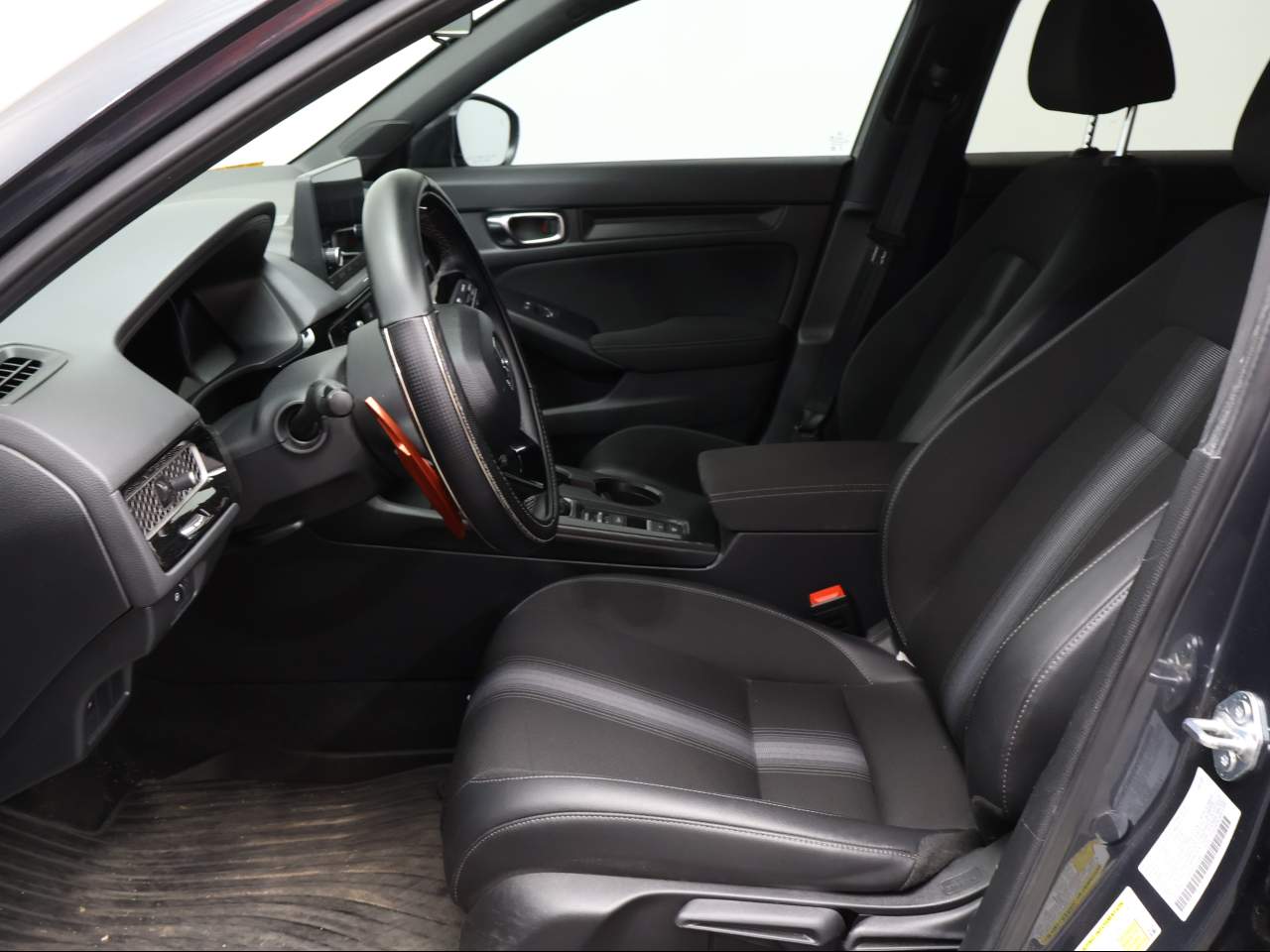 2025 Honda Civic Hatchback Sport - Photo 8