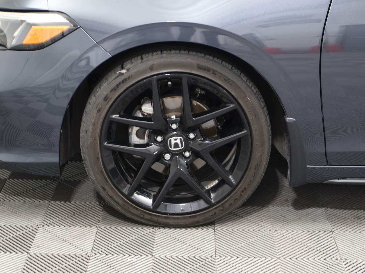 2025 Honda Civic Hatchback Sport - Photo 6