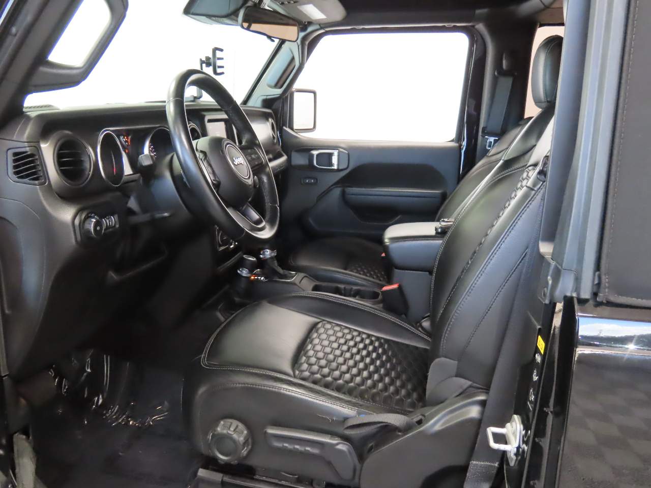 2022 Jeep Wrangler Sport S - Photo 15