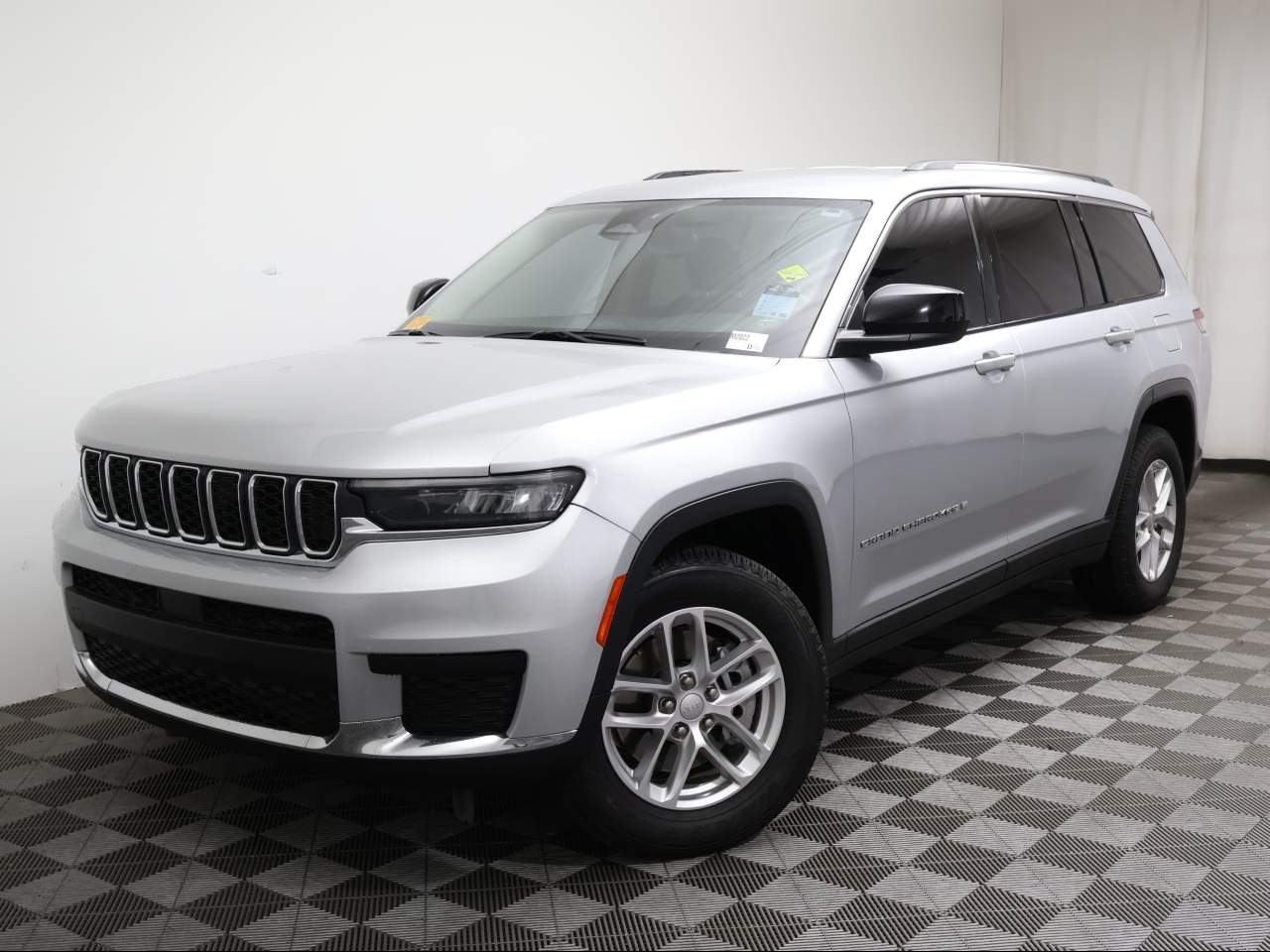 2021 Jeep Grand Cherokee L Laredo