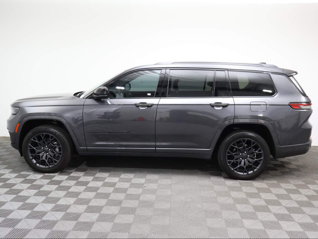 2025 Jeep Grand Cherokee L Summit