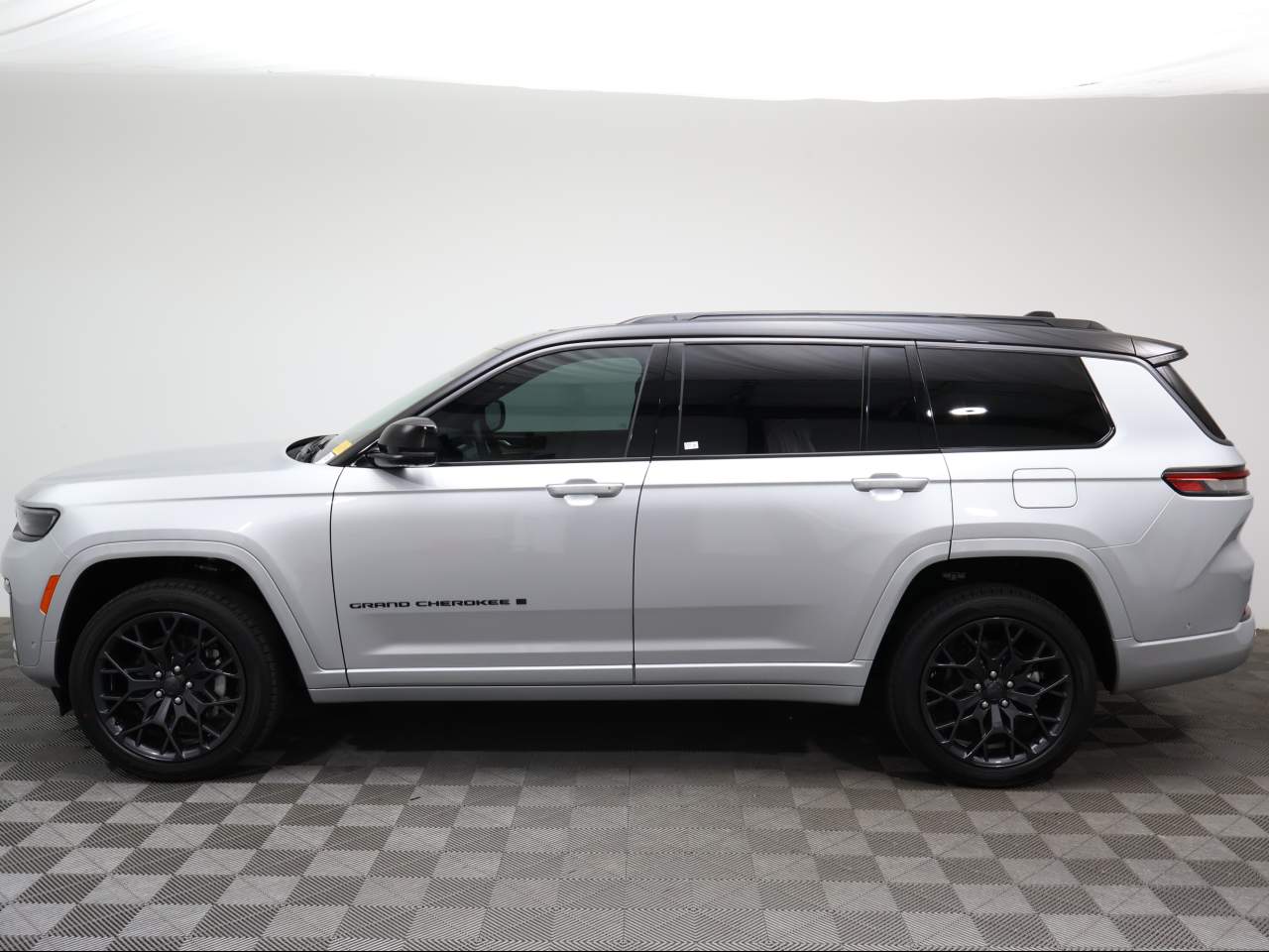 2026 Jeep Grand Cherokee L Summit