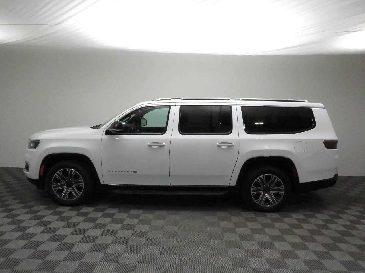 2023 Jeep Wagoneer L Series II