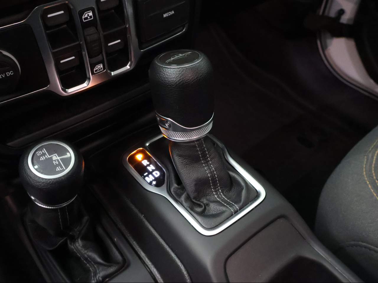 2024 Jeep Gladiator Sport Crew Cab