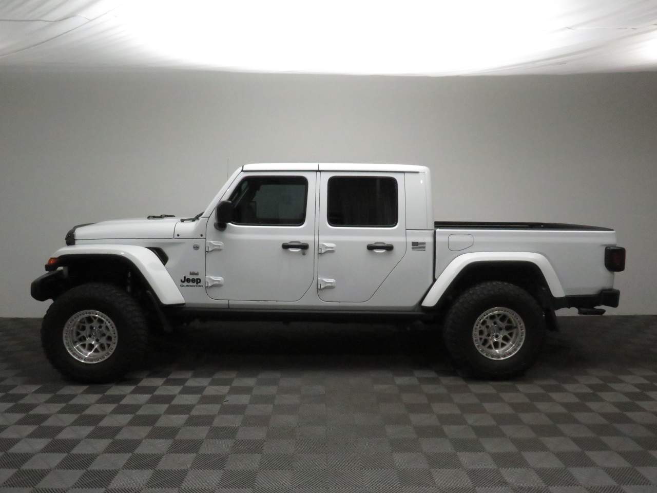 2021 Jeep Gladiator Sport Crew Cab