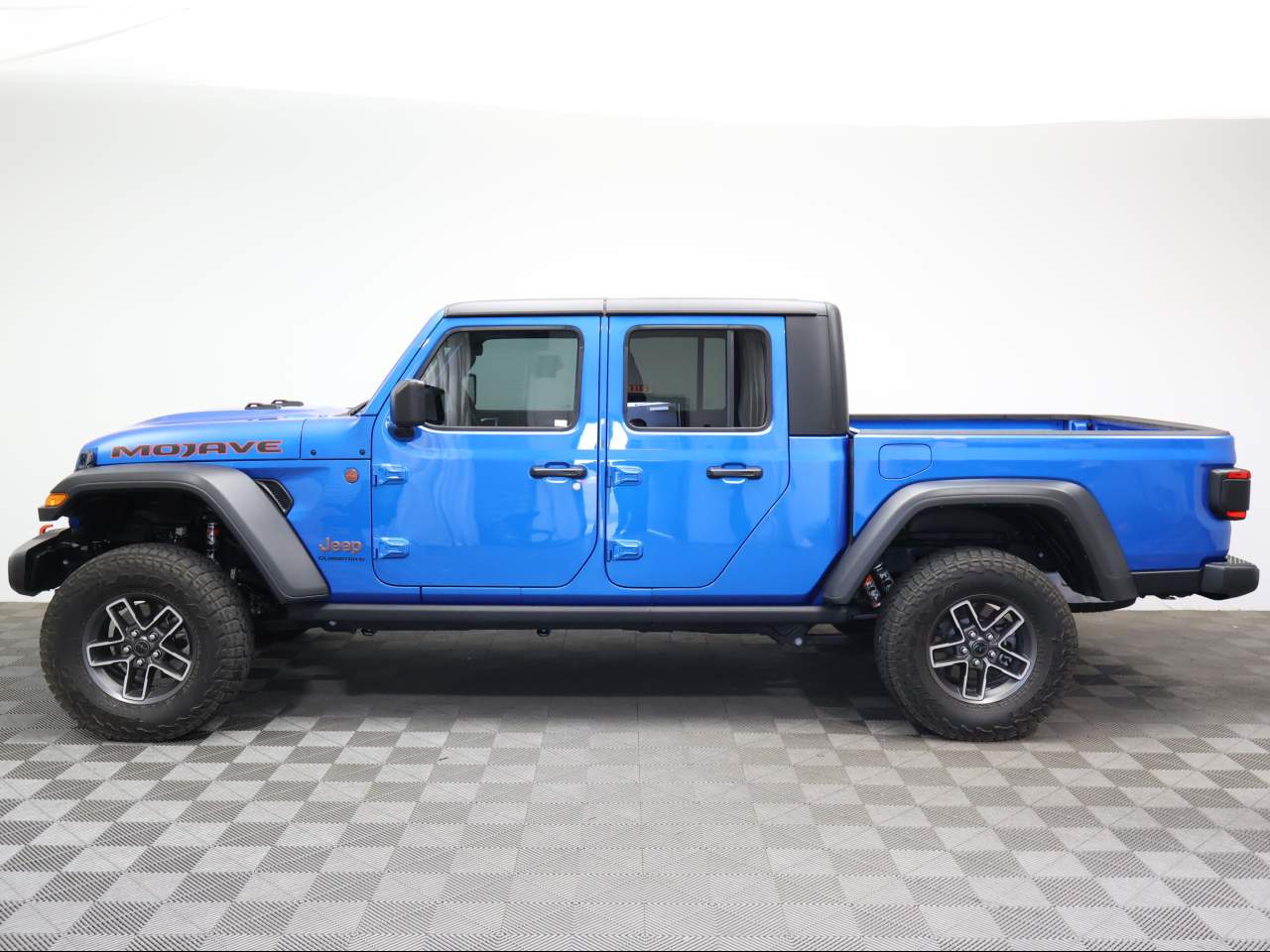 2025 Jeep Gladiator Mojave Crew Cab