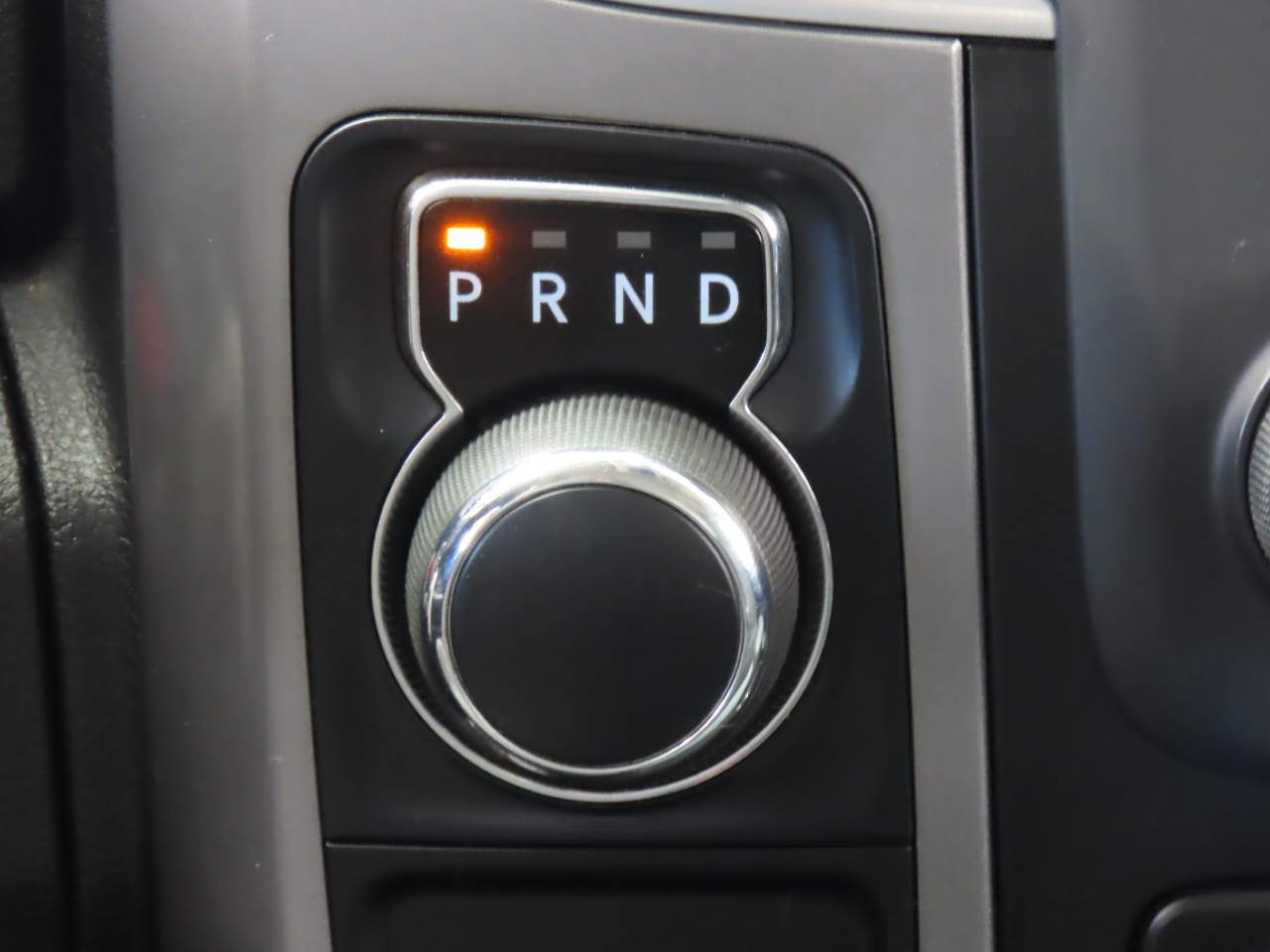 2024 RAM Ram 1500 Classic SLT - Photo 13