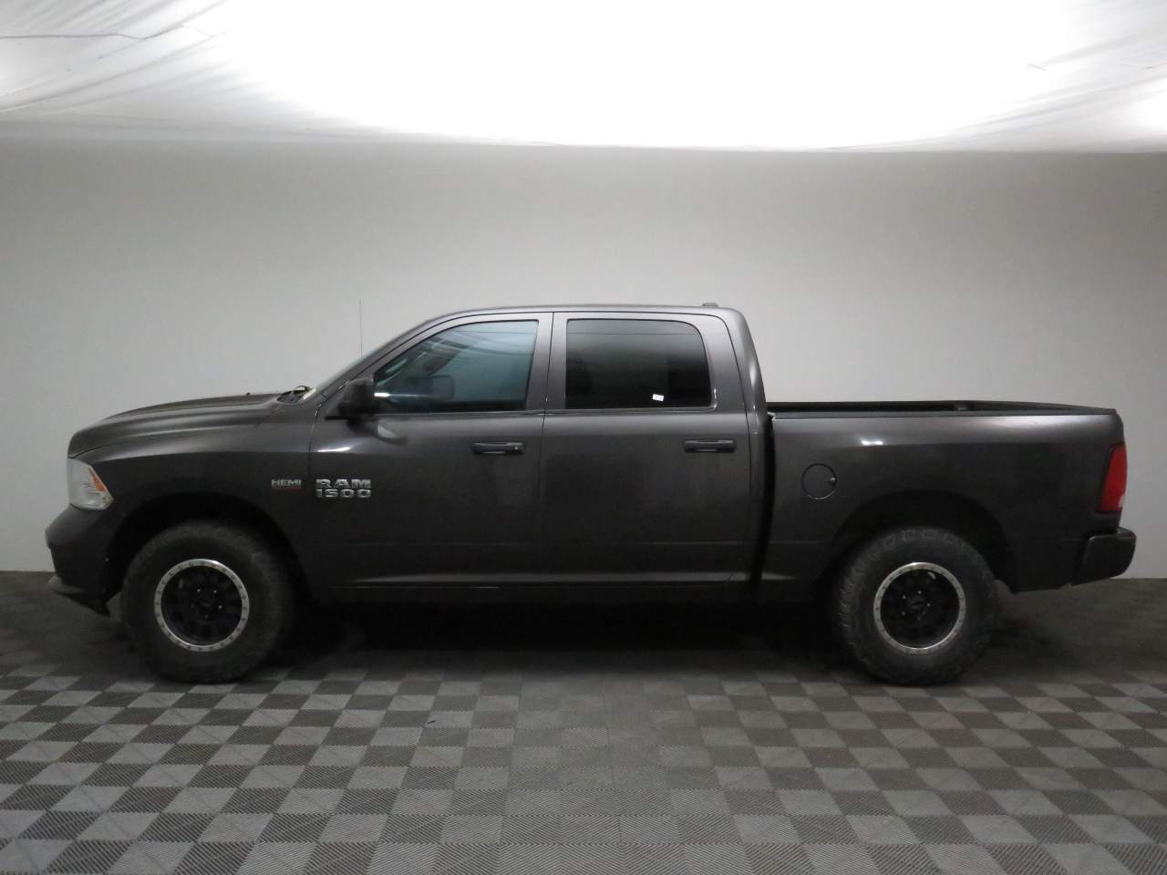 2014 Ram 1500 Express Crew Cab