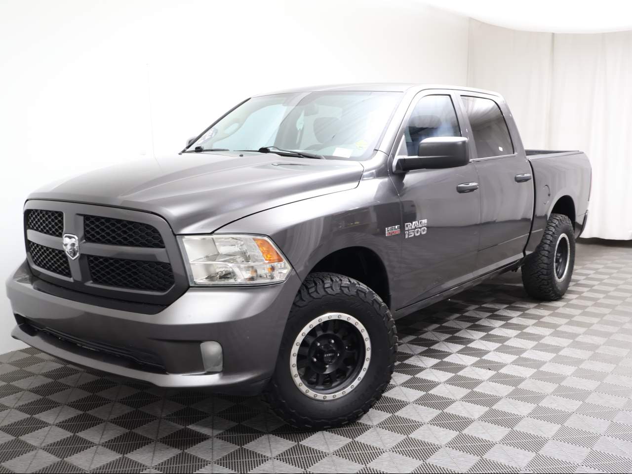 Gray (Granite Crystal Metallic Clear Coat) 2014 RAM 1500 Pickup Truck Four-Wheel Drive 8-Speed Automatic