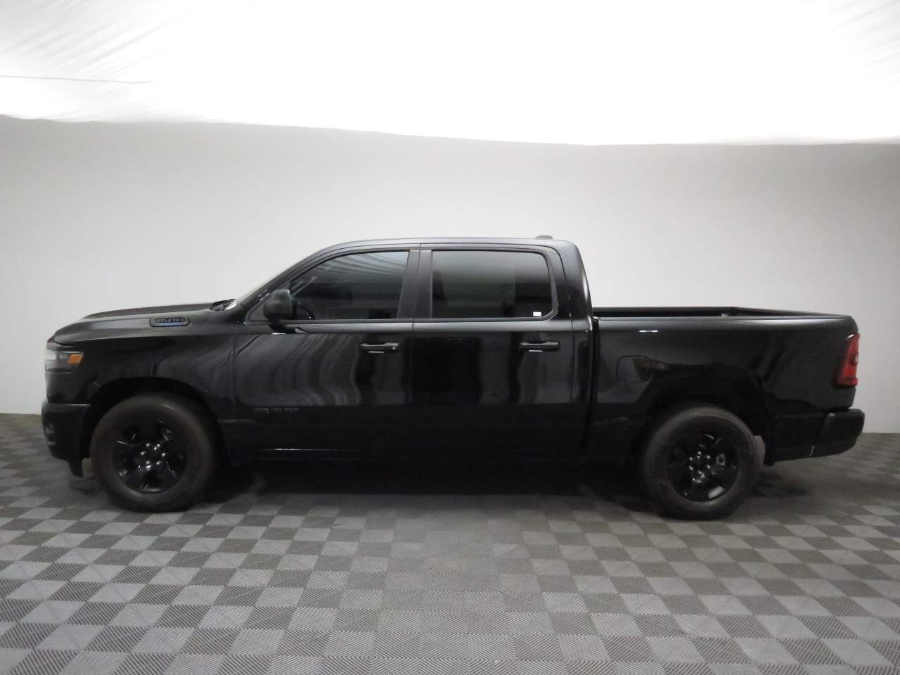 2025 Ram 1500 Tradesman Crew Cab