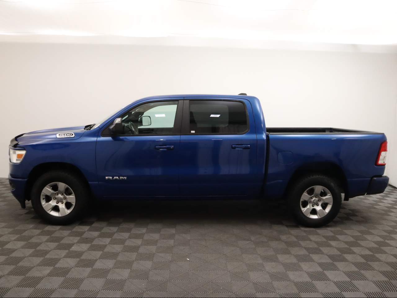 Used 2019 RAM Ram 1500 Pickup Big Horn/Lone Star with VIN 1C6SRFFT8KN824084 for sale in Yuma, AZ