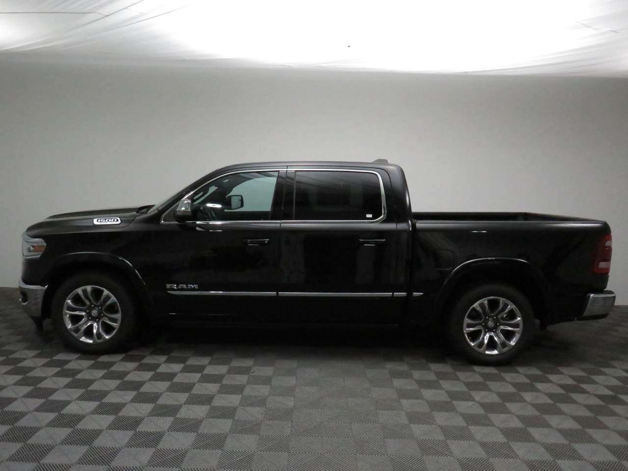 2023 Ram 1500 Limited Crew Cab