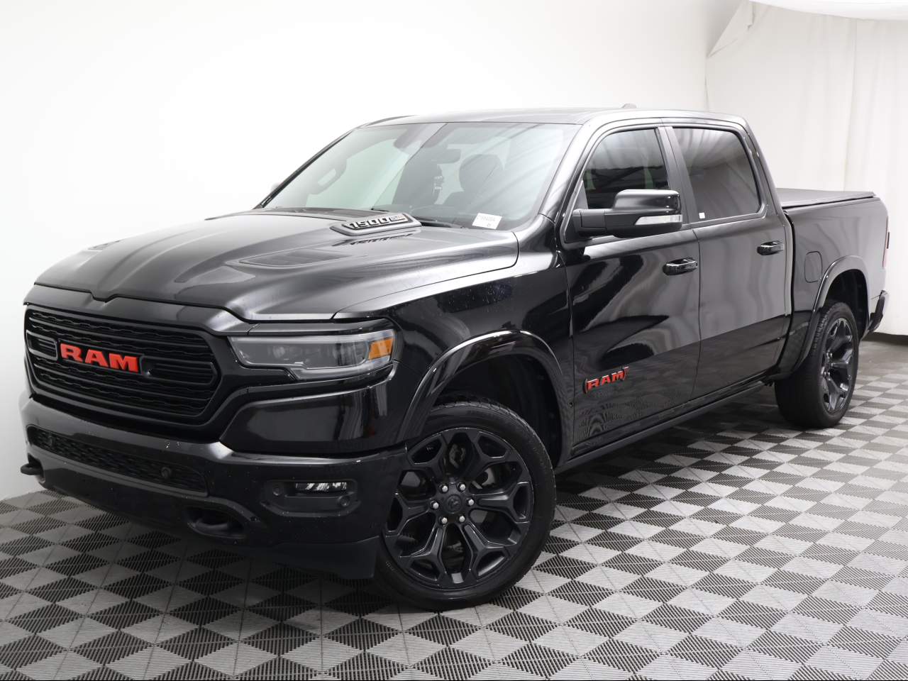2022 Ram 1500 Limited Crew Cab