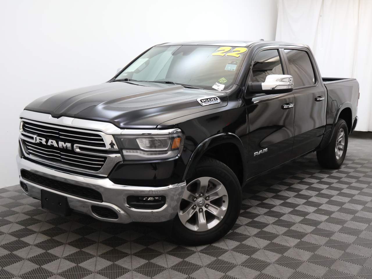 2022 Ram 1500 Laramie Crew Cab