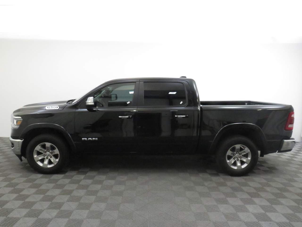 2022 Ram 1500 Laramie Crew Cab