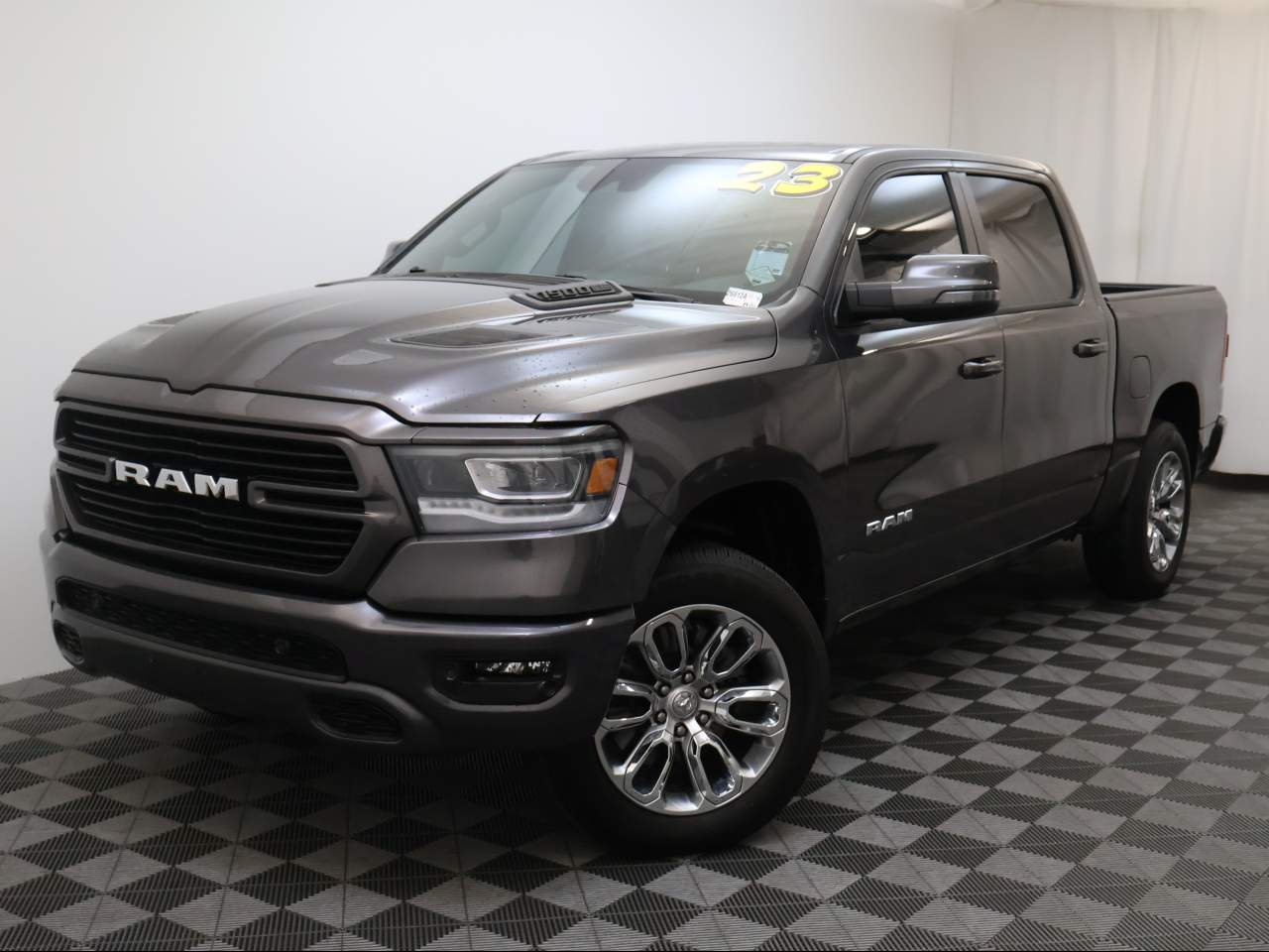 2023 Ram 1500 Laramie Crew Cab