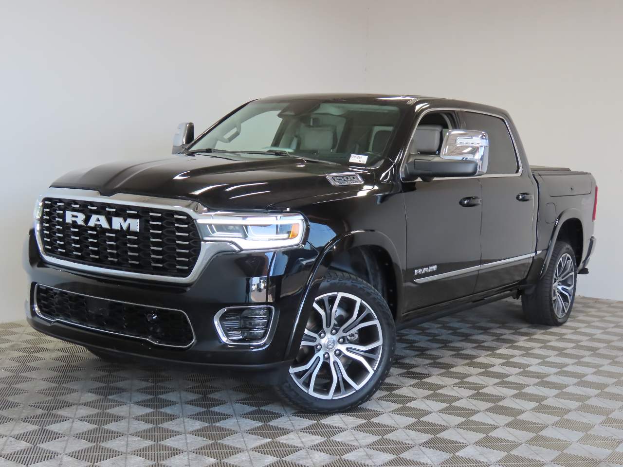 2025 Ram 1500 Tungsten Crew Cab