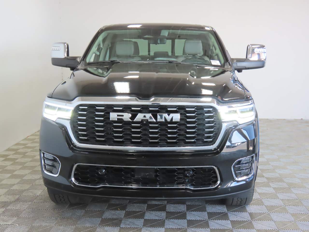 2025 Ram 1500 Tungsten Crew Cab