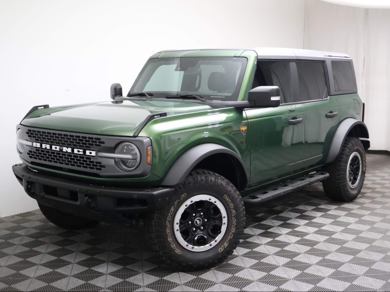 2022 Ford Bronco Badlands Advanced