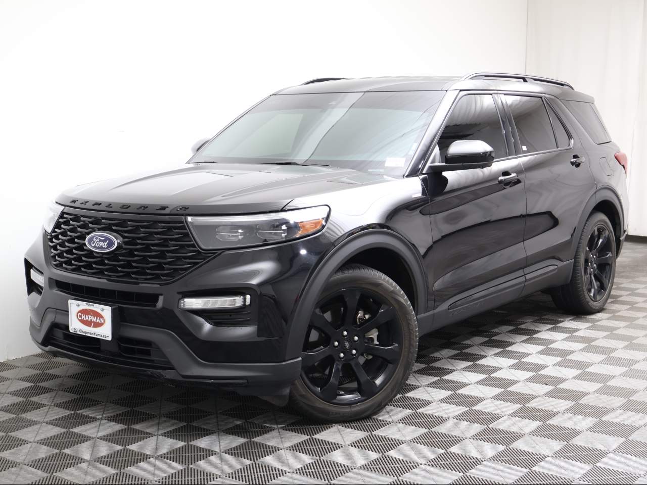 2023 Ford Explorer ST-Line