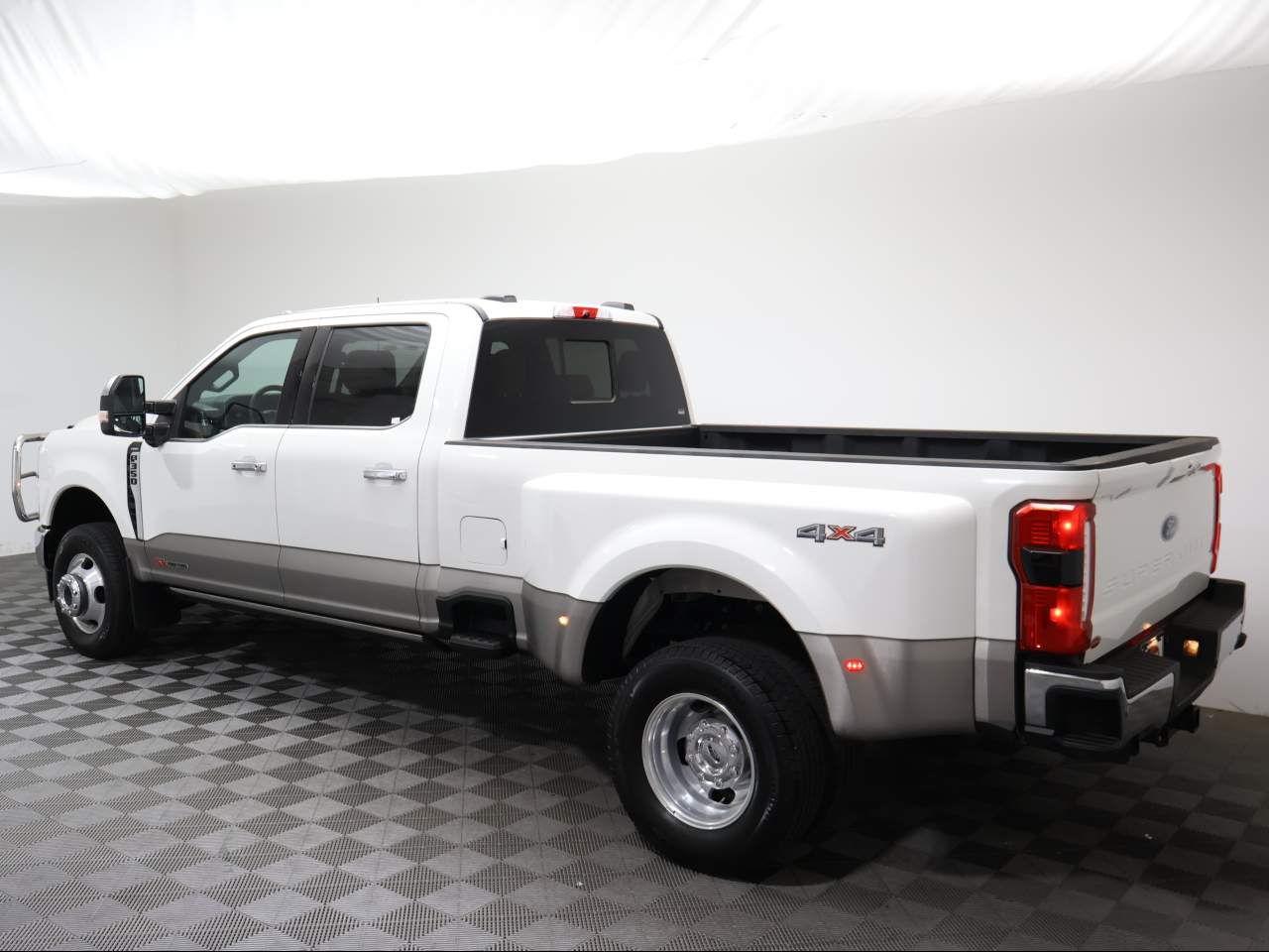2025 Ford F-350 Super Duty XL Crew Cab