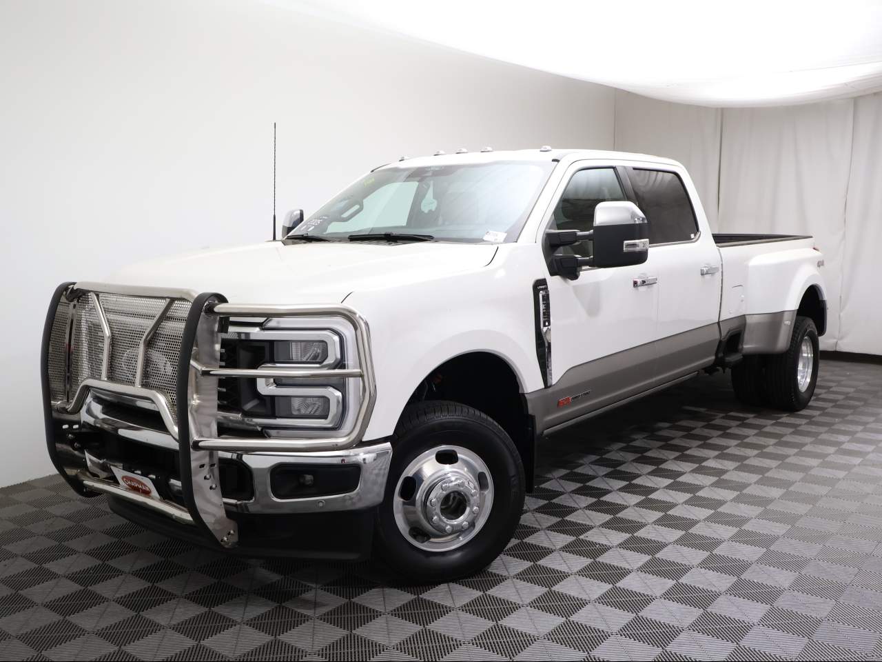 2025 Ford F-350 Super Duty XL Crew Cab