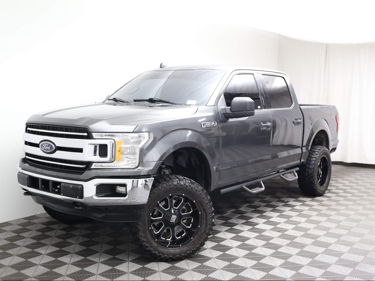 2020 Ford F-150 XLT Crew Cab