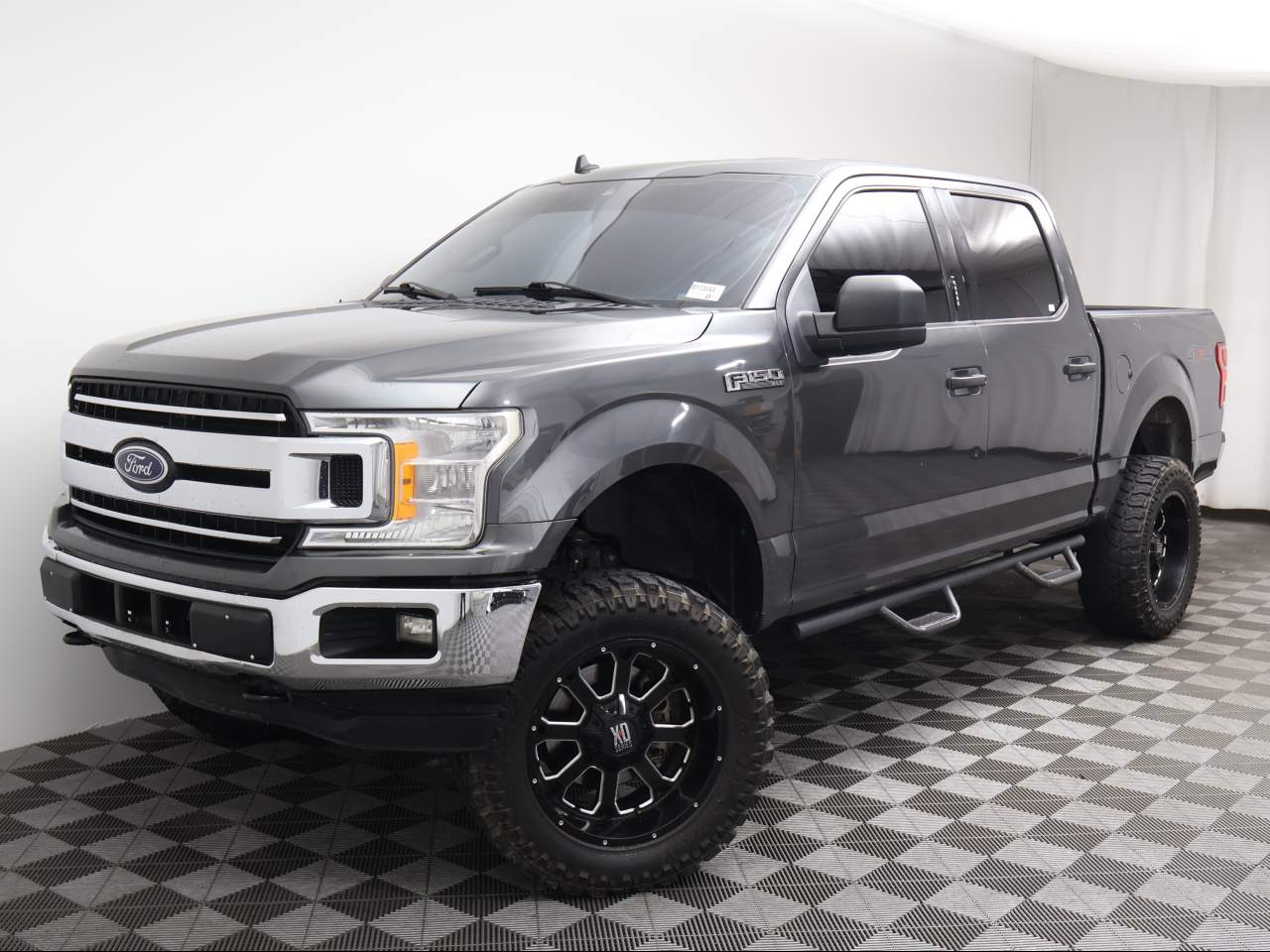 2020 Ford F-150 XLT Crew Cab