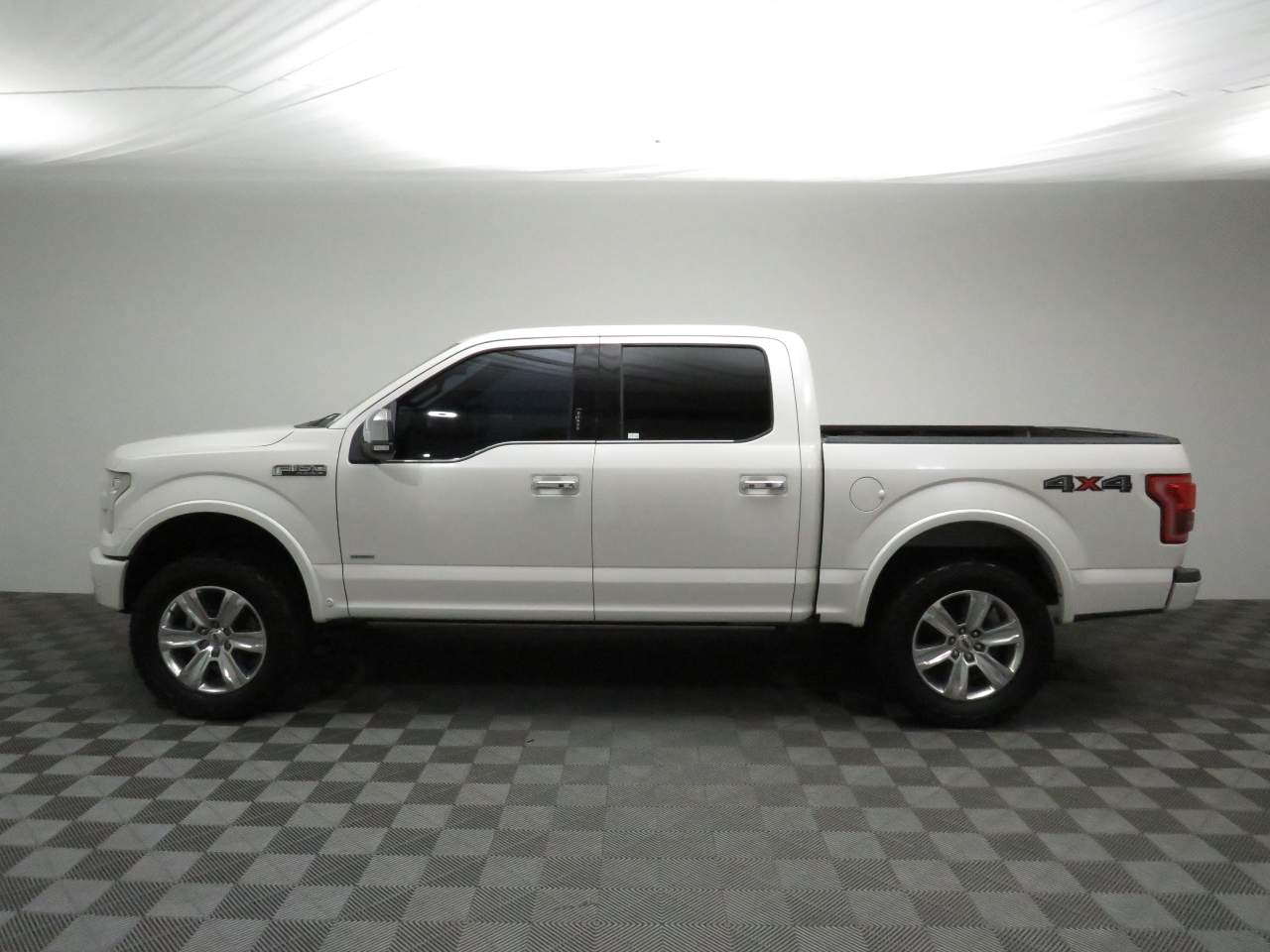 2016 Ford F-150 Platinum Crew Cab