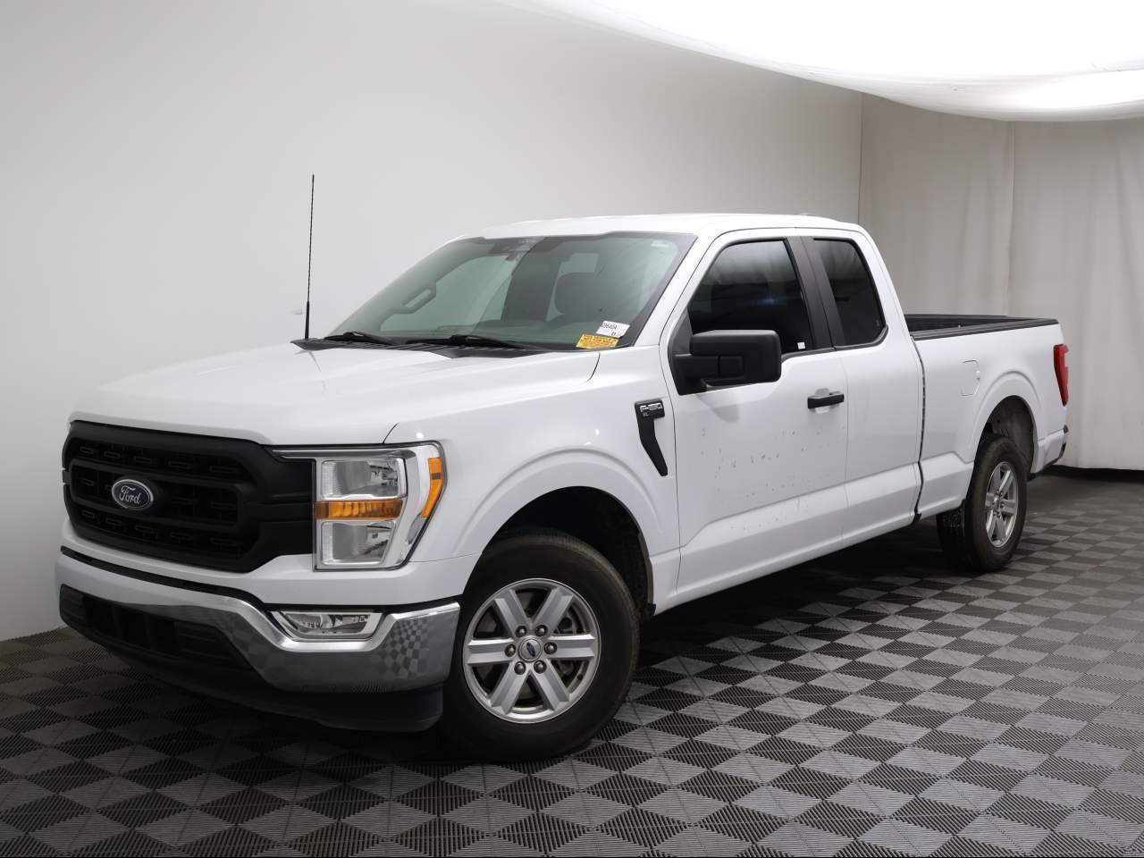 2022 Ford F-150 XL Extended Cab