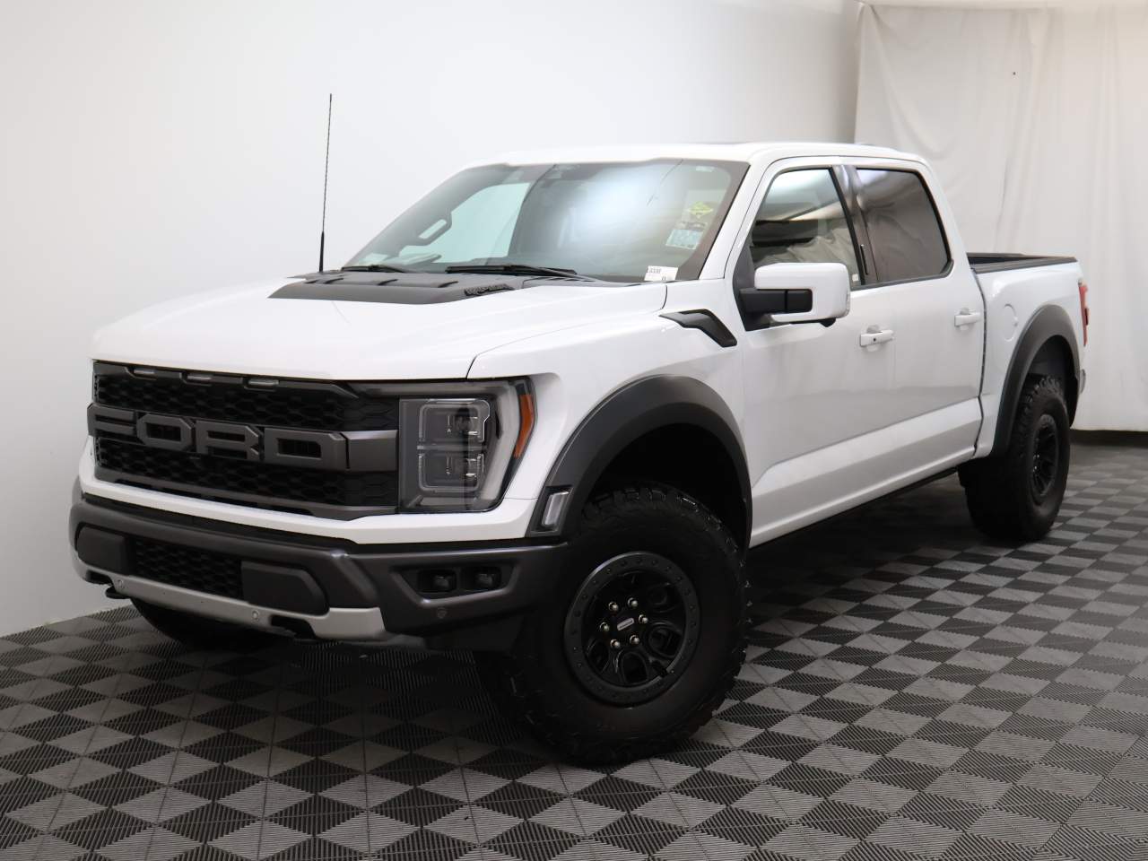 2022 Ford F-150 Raptor Crew Cab