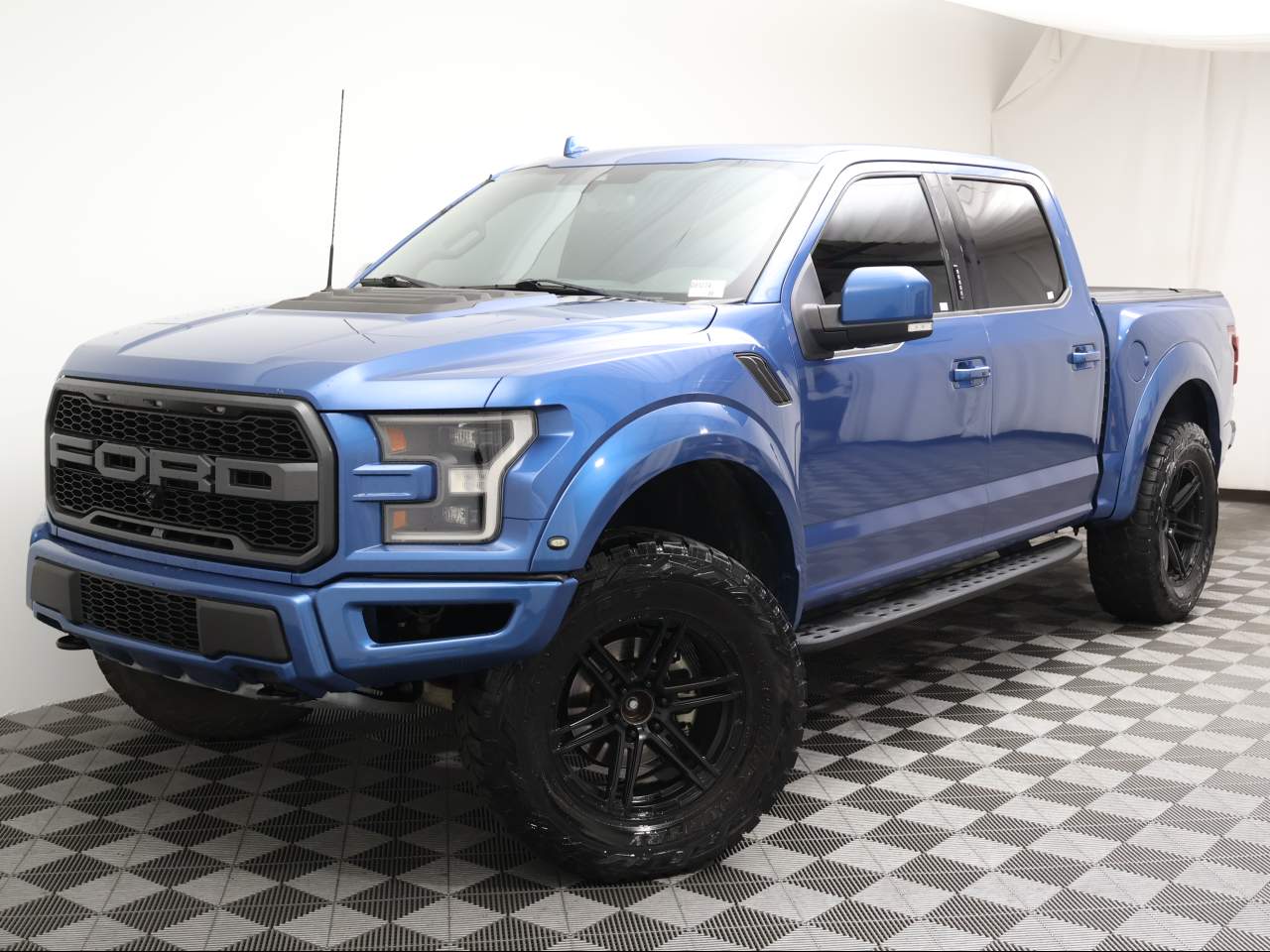 2020 Ford F-150 Raptor Crew Cab
