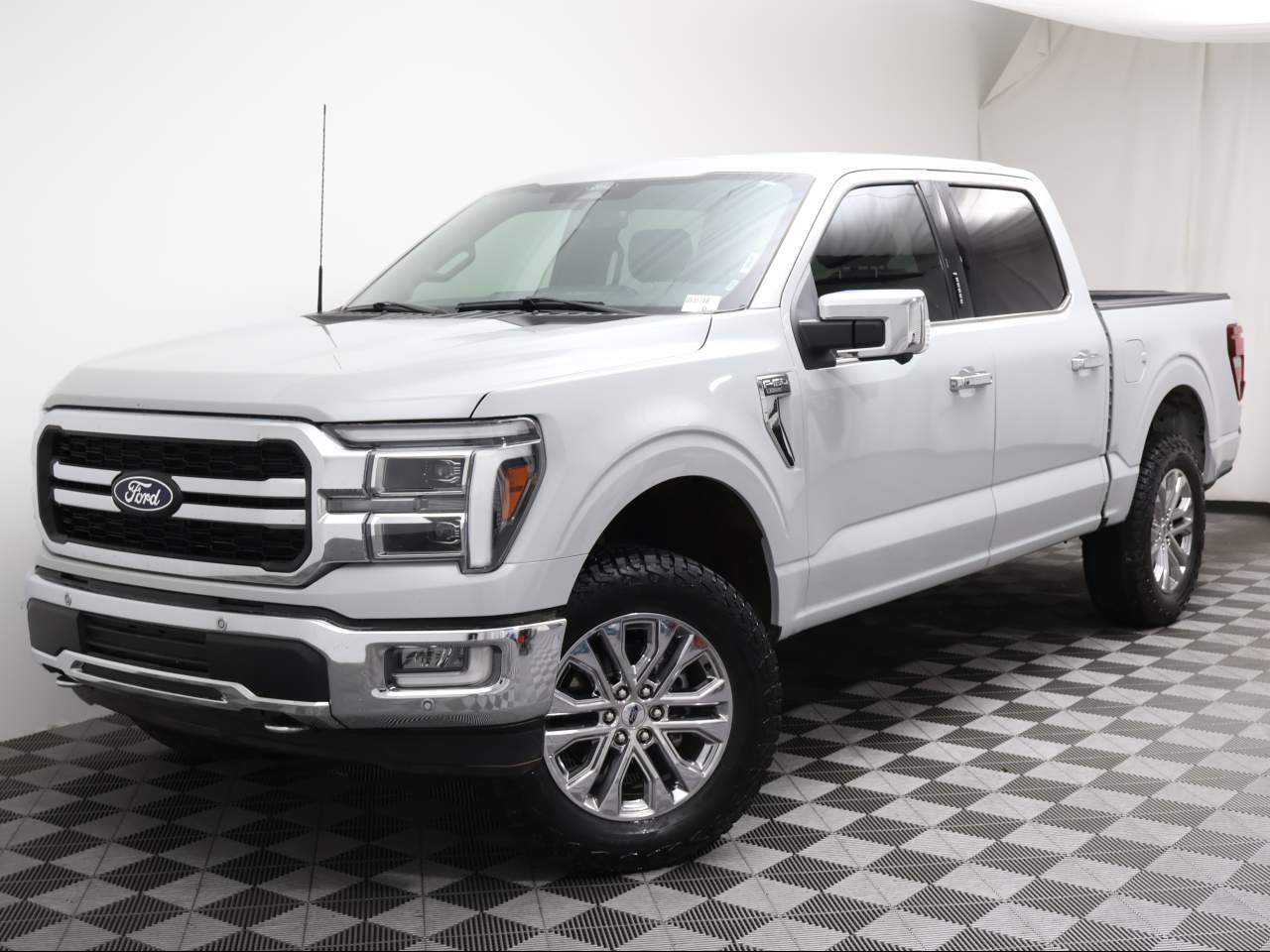 2024 Ford F-150 Lariat Crew Cab