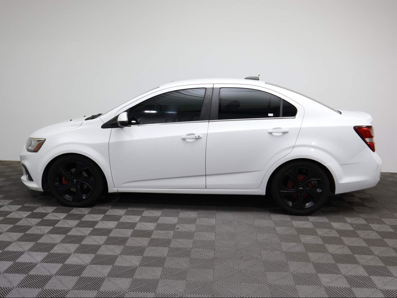 2019 Chevrolet Sonic Premier Auto