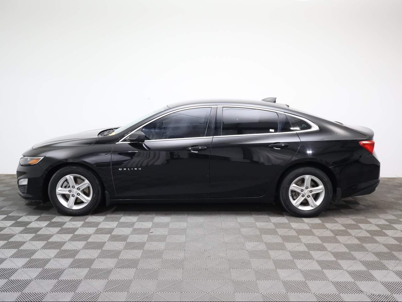 2022 Chevrolet Malibu LS