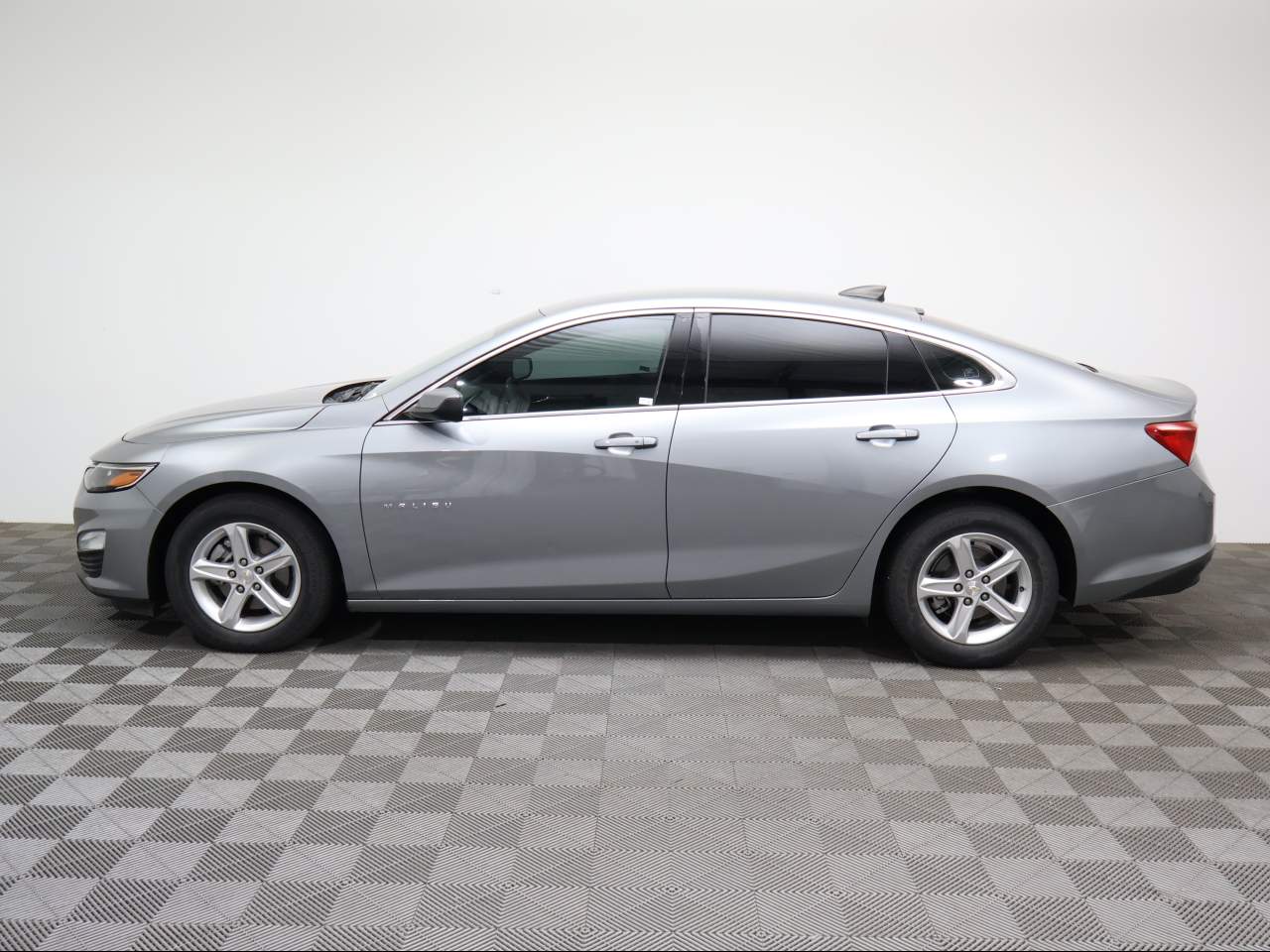 2024 Chevrolet Malibu LS