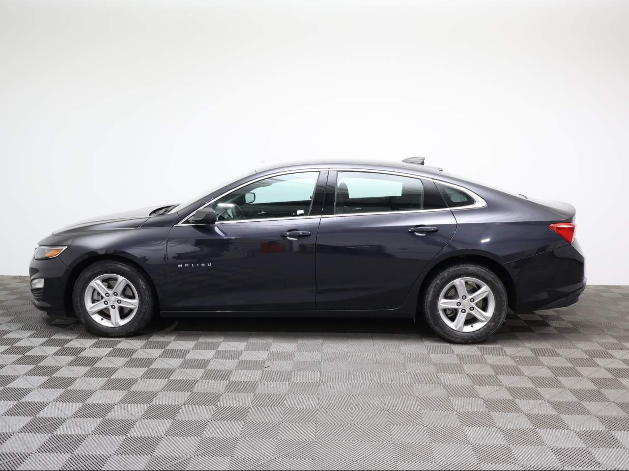 2023 Chevrolet Malibu LS