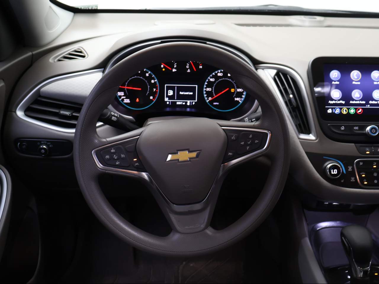 2024 Chevrolet Malibu 1LT - Photo 11