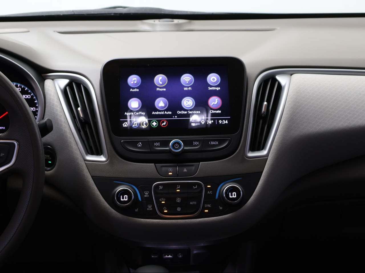 2024 Chevrolet Malibu 1LT - Photo 13