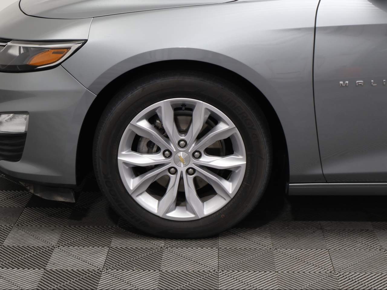 2024 Chevrolet Malibu 1LT - Photo 6