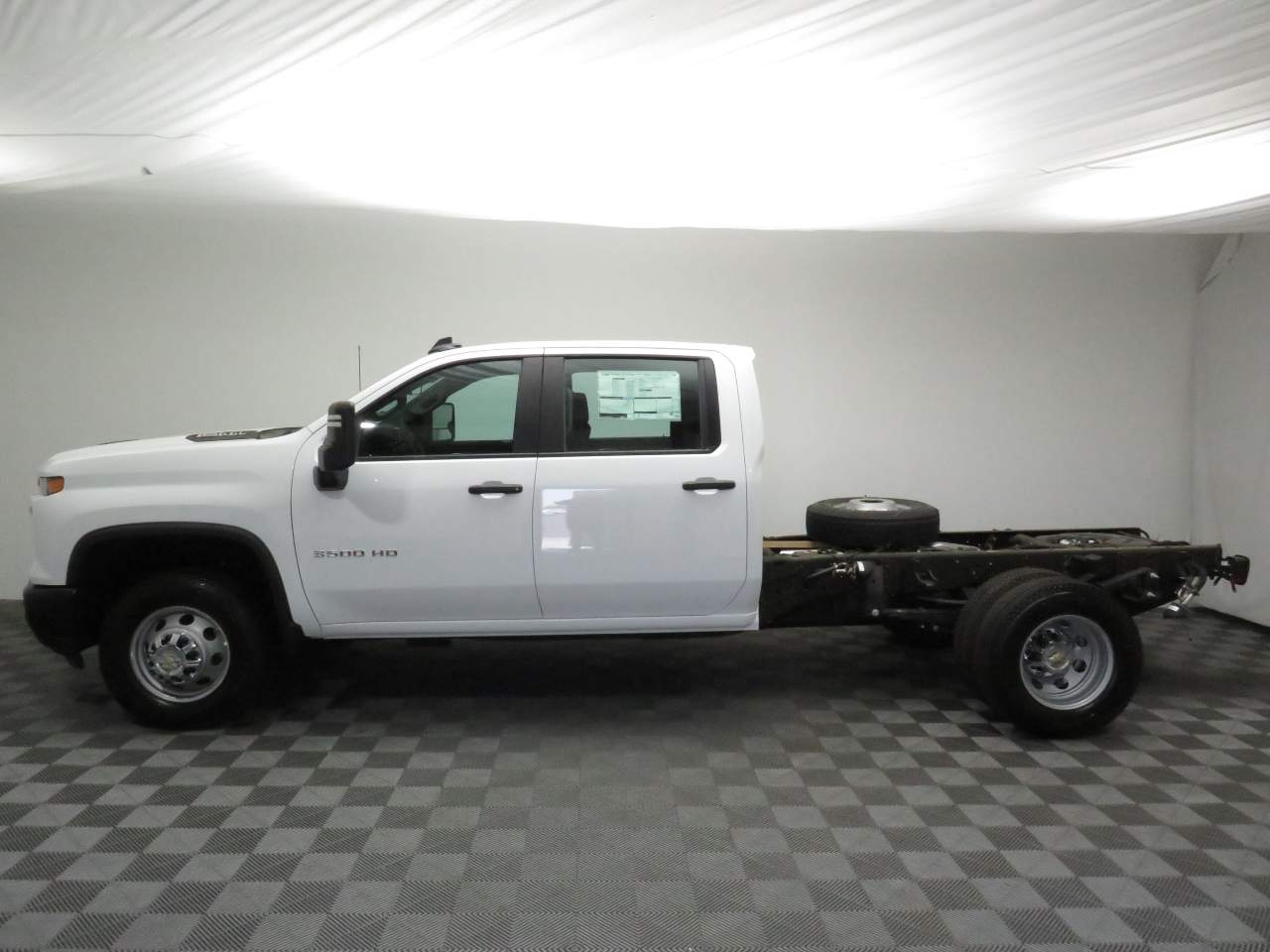 2025 Chevrolet Silverado 3500HD Work Truck