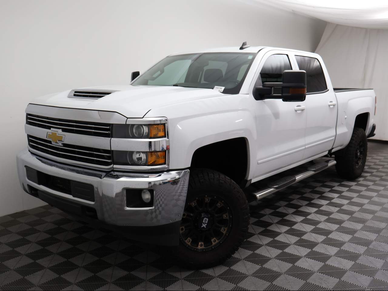 2017 Chevrolet Silverado 2500HD LT Crew Cab
