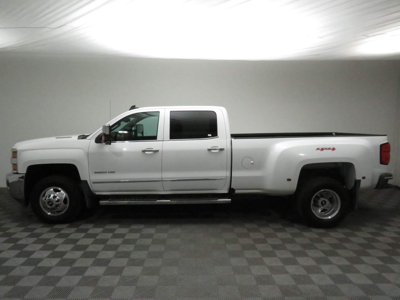 2016 Chevrolet Silverado 3500HD LTZ Crew Cab