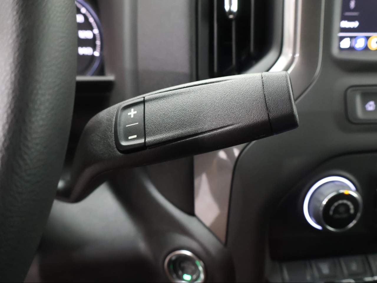 2025 Chevrolet Silverado 2500HD Crew Cab Work Truck 4WD