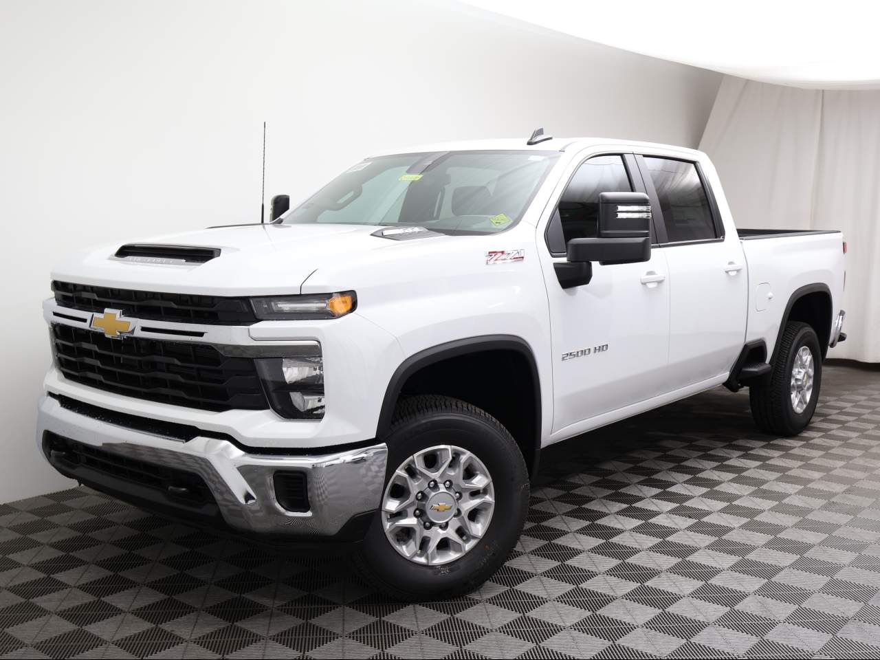 2026 Chevrolet Silverado 2500HD Crew Cab 1LT 4WD