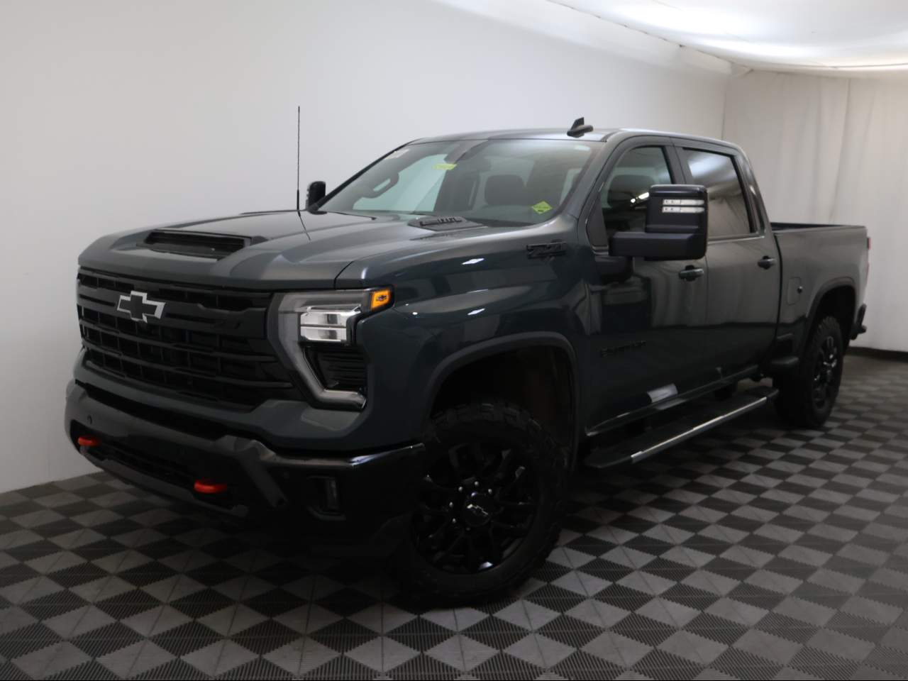 2025 Chevrolet Silverado 2500HD Crew Cab 1LT 4WD