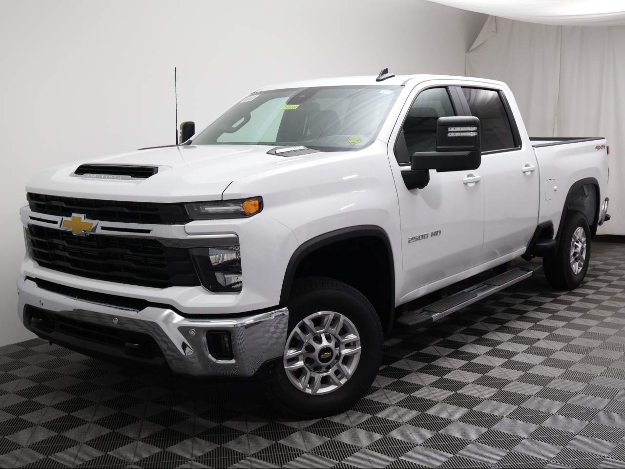 2025 Chevrolet Silverado 2500HD Crew Cab 1LT 4WD