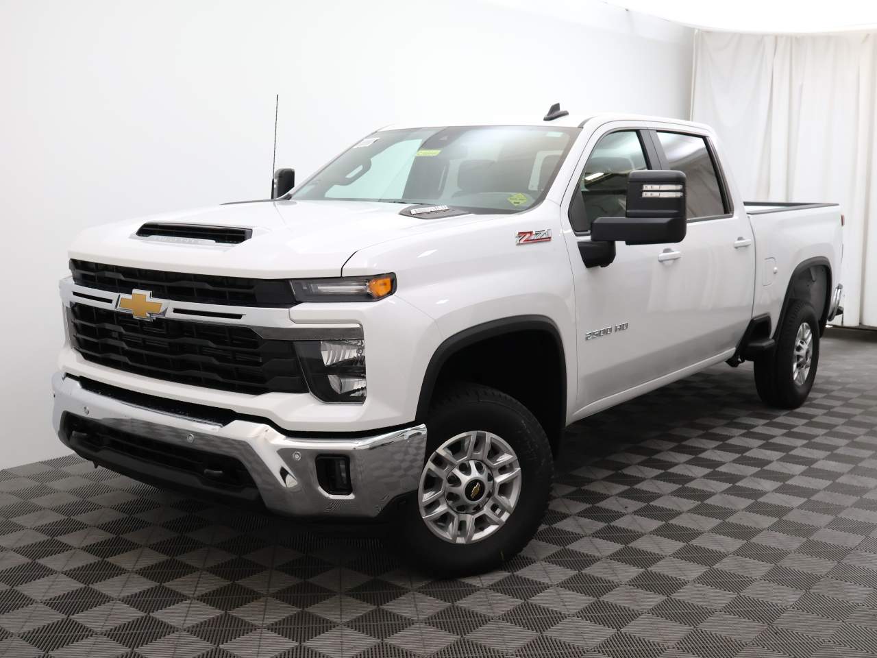 2025 Chevrolet Silverado 2500HD Crew Cab 1LT 4WD