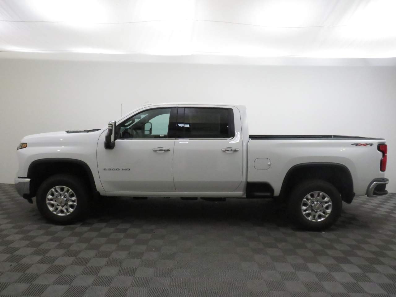 2025 Chevrolet Silverado 2500HD Crew Cab LTZ 4WD